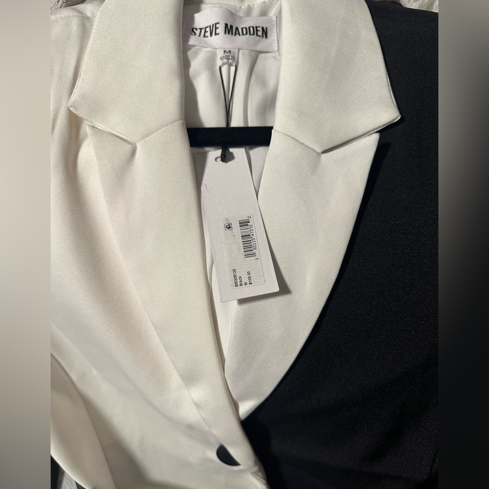 Steve Madden Monochrome Blazer Dress - Picture 4 of 4
